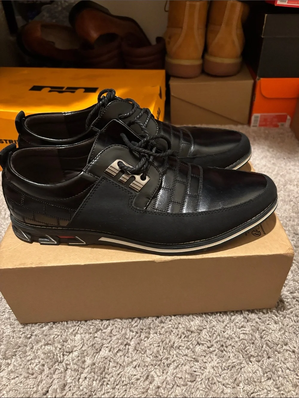 Men's Black Lace-Up Derby with Sport-Inspired Sole
